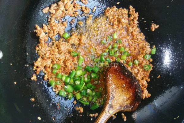 芽菜肉臊子的做法图解6