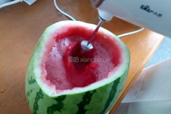 西瓜汁的做法图解5