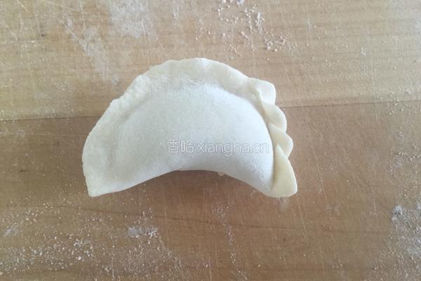 花边饺子的做法图解8