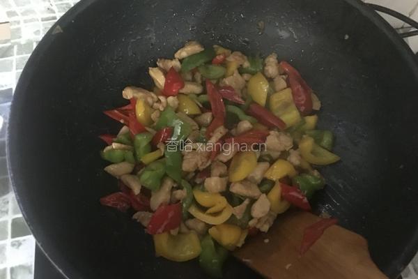 彩椒鸡肉的做法图解8