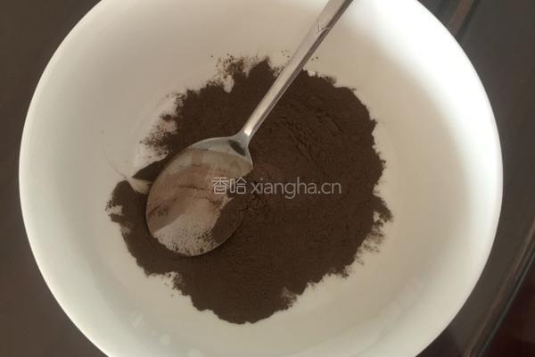 木瓜椰汁西米露配自制龟苓膏的做法图解2