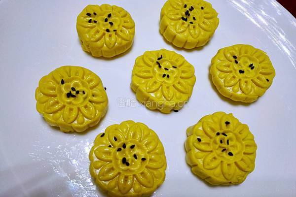 南瓜豆沙饼的做法图解4