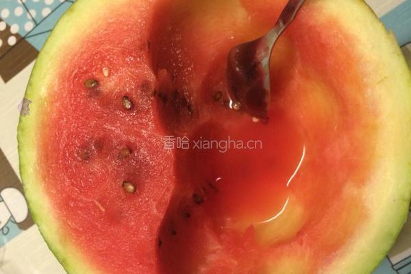 爽口豉香西瓜皮的做法图解1