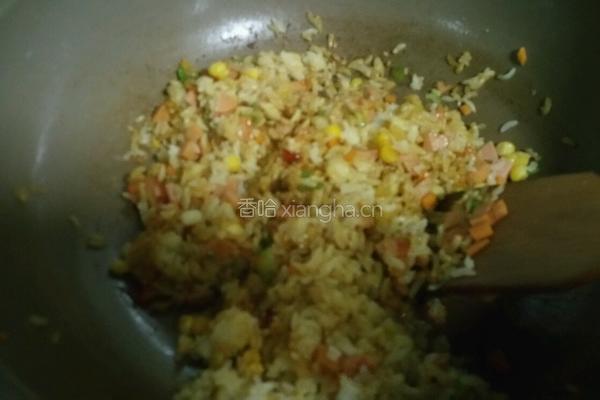 酱油炒饭的做法图解5
