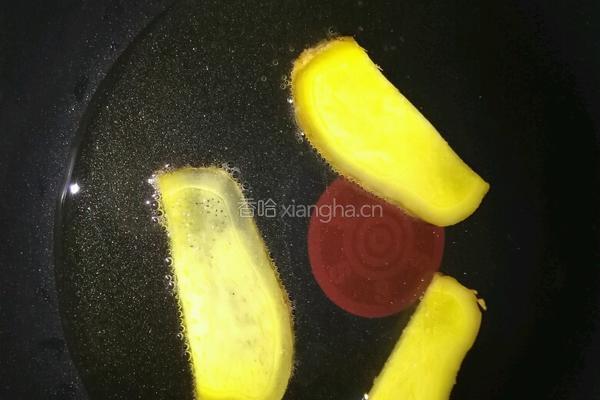 荔枝胡萝卜自制葡萄酒焖鸡的做法图解6