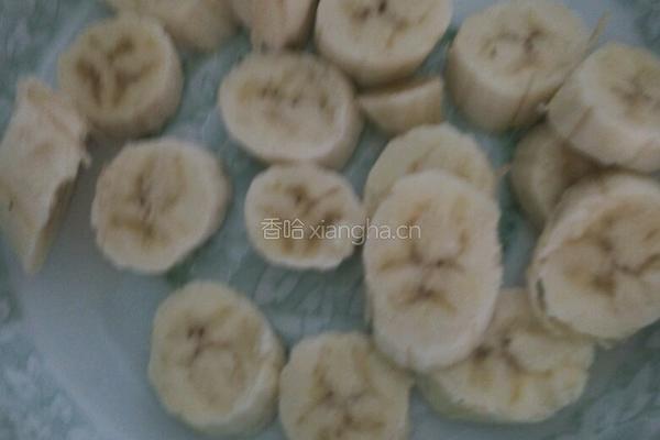 香蕉奶昔的做法图解2