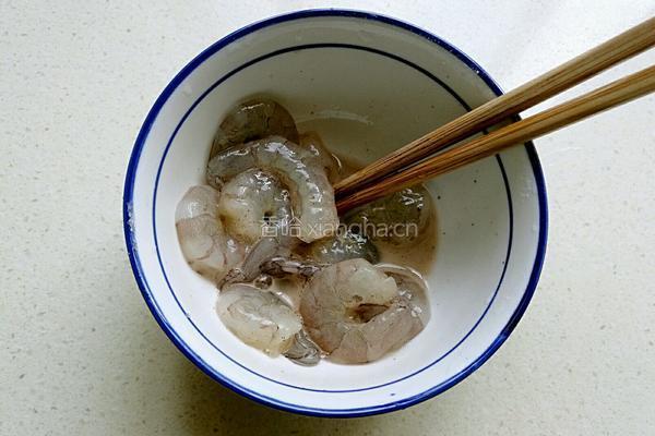 虾仁炒饭的做法图解4