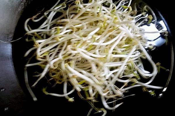 绿豆芽拌猪头肉的做法图解4