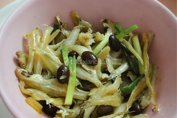 黑豆鱼干的做法图解3
