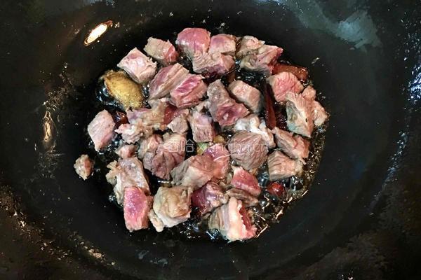 牛肉焖土豆的做法图解4