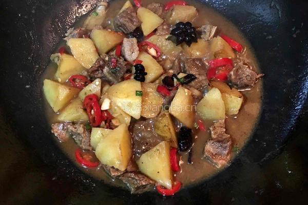牛肉焖土豆的做法图解11