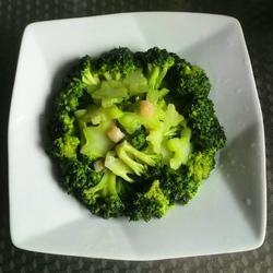 仙贝西兰花的做法[图]
