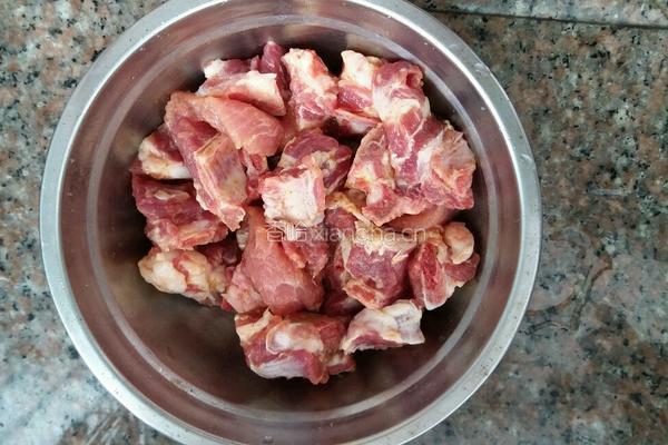 荷香排骨糯米饭的做法图解1
