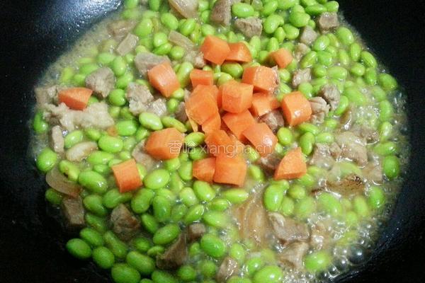 毛豆炒肉的做法图解7