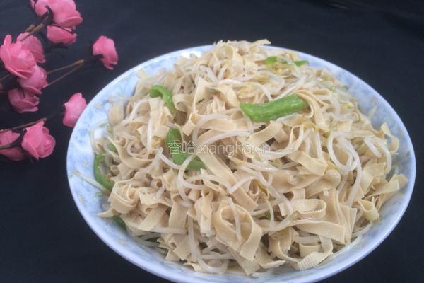 豆芽青椒炒百叶的做法图解10