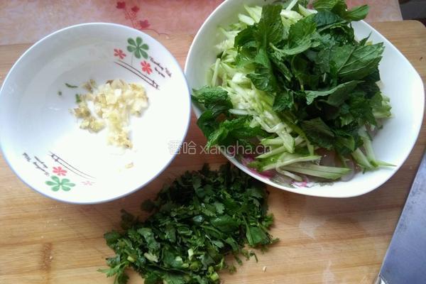 凉拌魔芋豆腐的做法图解1