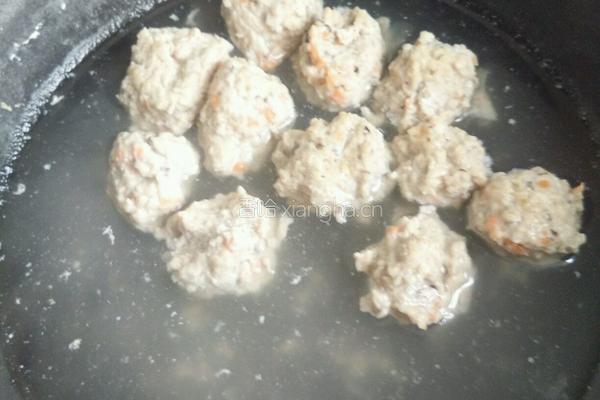 香菇胡萝卜肉丸的做法图解5