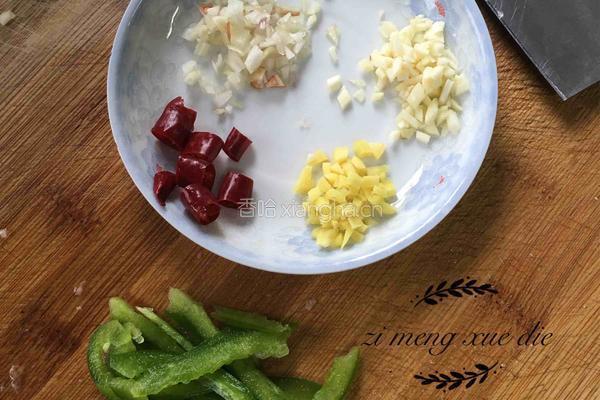 金针菇炒牛肉的做法图解4