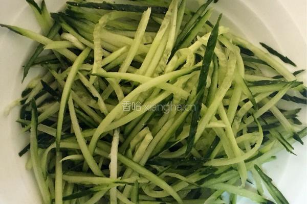 开胃凉拌菜的做法图解2