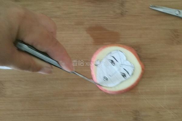 四大美女之杨贵妃的做法图解4