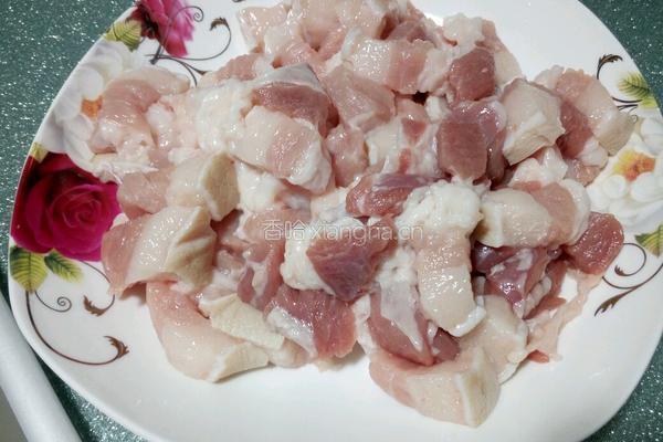 红烧肉电压力锅的做法图解2