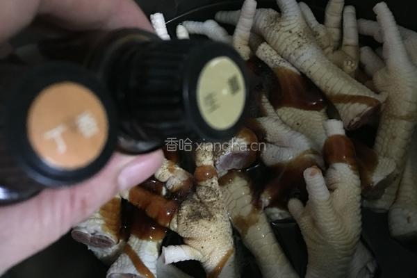 电饭锅懒人鸡脚的做法图解3