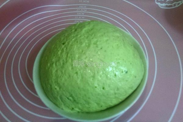 黄瓜汁手擀面的做法图解6