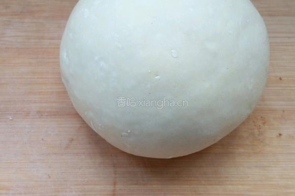 手抓葱花饼的做法图解1