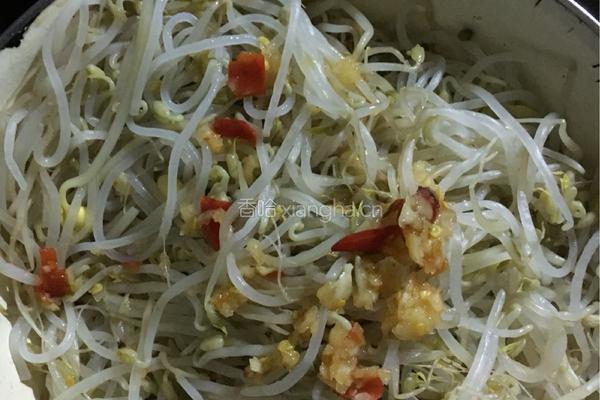 凉拌豆芽粉丝的做法图解2