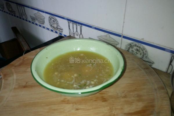 丸子冬瓜鸡蛋面片汤的做法图解2