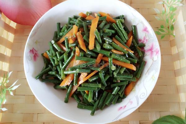 胡萝卜炒豇豆的做法图解4