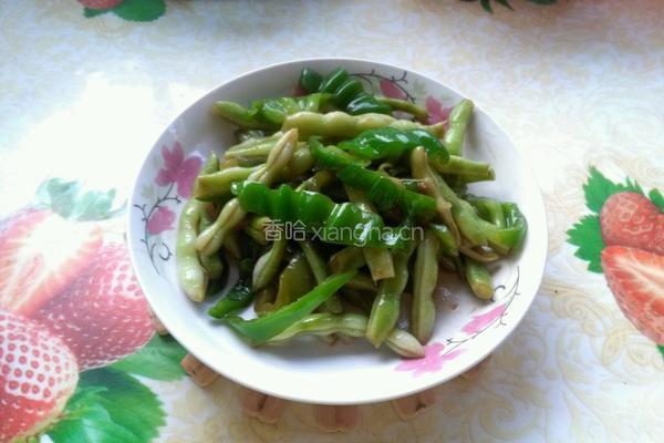 青椒干焖四季豆的做法图解7