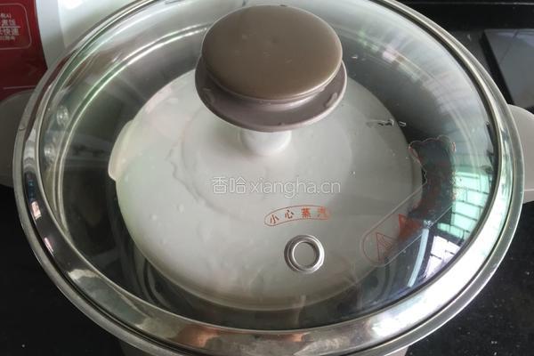 牛奶炖蛋的做法图解5