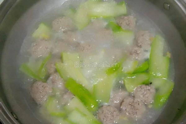 丝瓜丸子汤的做法图解3