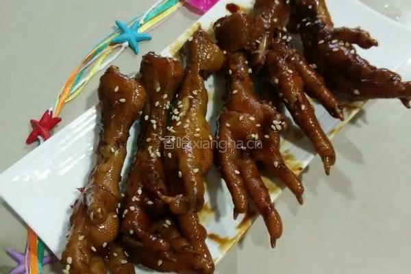 蒜泥辣酱糖醋鸡爪的做法图解8