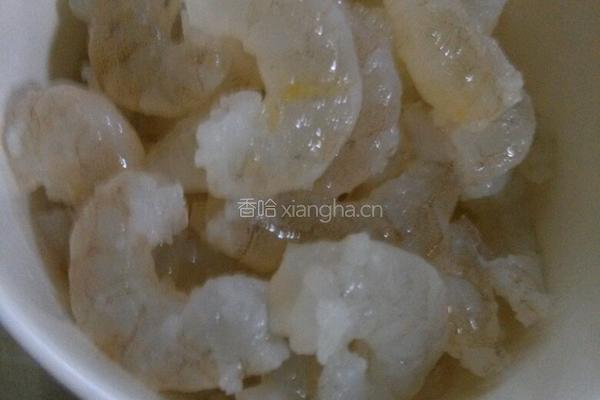 辣椒炒虾仁的做法图解2