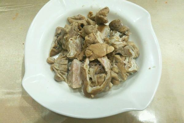 小土豆烧肥肠的做法图解3