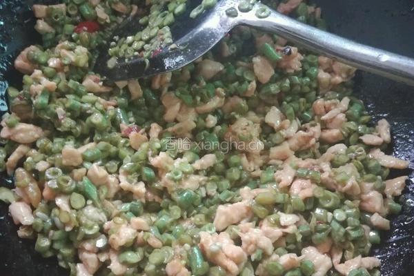 酸缸豆鸡丁的做法图解3