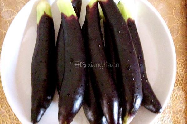 蒜香烧茄盒的做法图解1