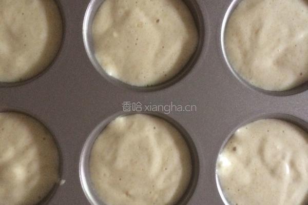 蜂蜜葡萄干小蛋糕的做法图解6