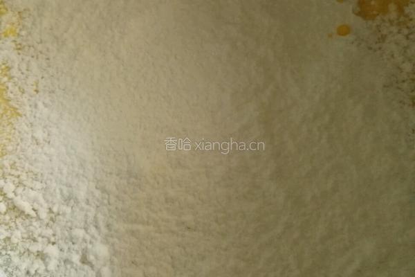 葡萄干蛋糕卷的做法图解4