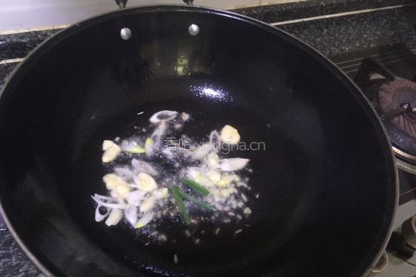 韭花鸡丝的做法图解3