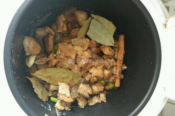 电饭煲红烧肉的做法图解8