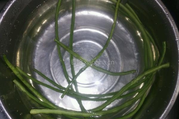 杂蔬蛋炒饭的做法图解1