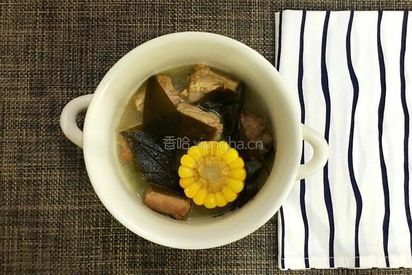 海带玉米炖排骨的做法图解6