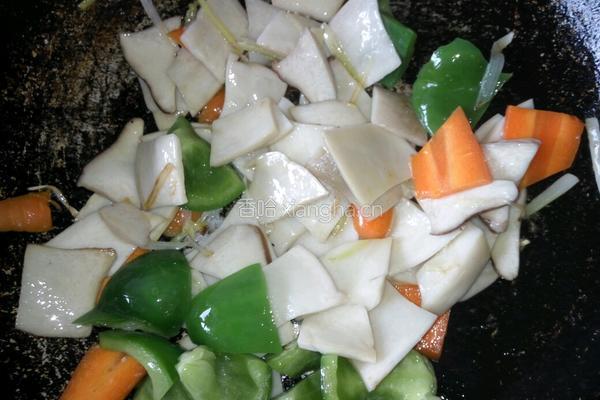 杏鲍菇炒肉丝的做法图解7