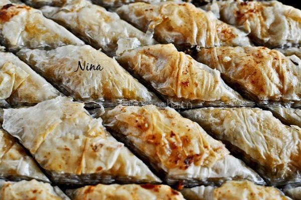 蜜糖果仁千层酥的做法图解10