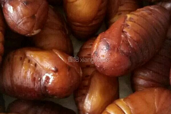炸蚕蛹的做法图解2