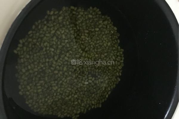 绿豆大米粥的做法图解2