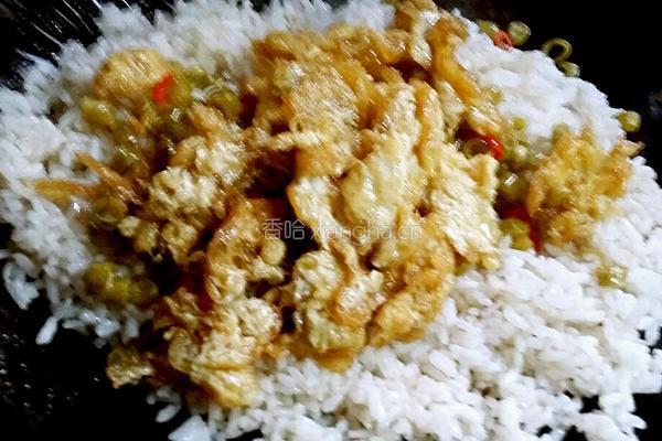 酸豆角炒花饭的做法图解12